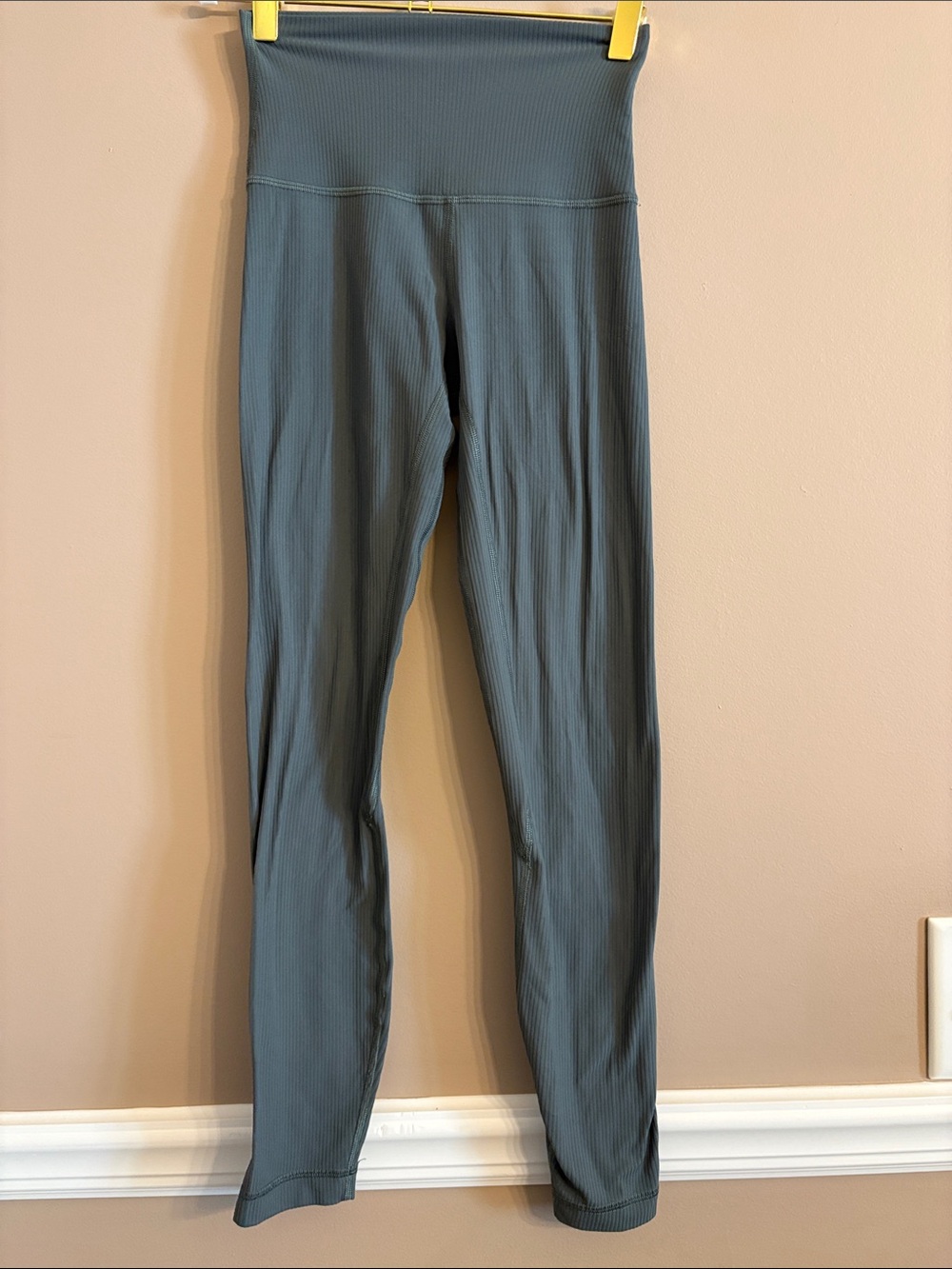 lululemon athletica Ribbed High-Rise Leggings in dark green. Like new